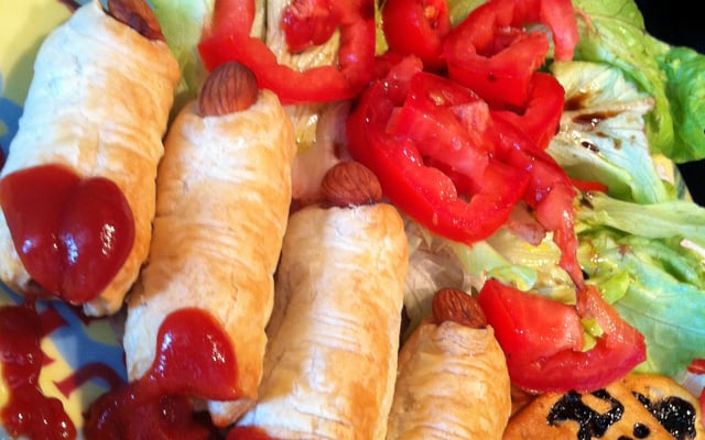 Doigts de sorcières sanglants