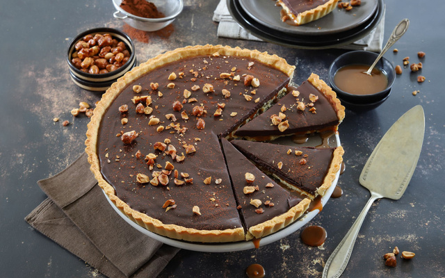 Tarte au chocolat noir et caramel au beurre salé