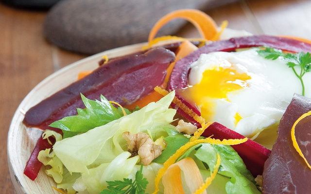 Scarole aux magrets et œuf poché