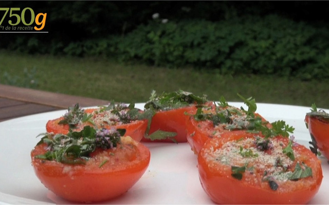 Délicieuses tomates à la provençale cuites à la plancha