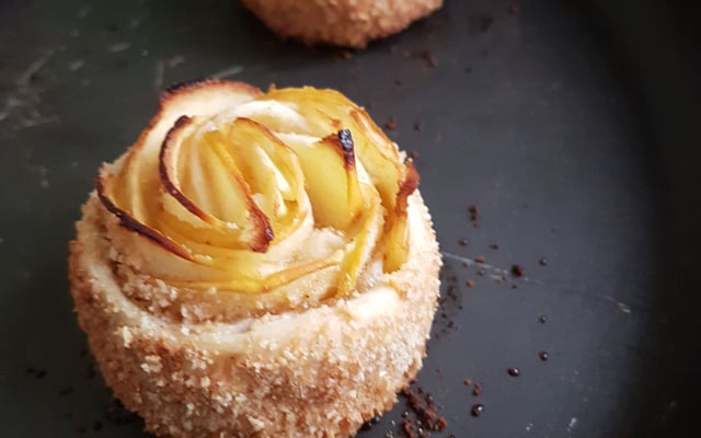 Mini-tartelettes fleurs de pommes