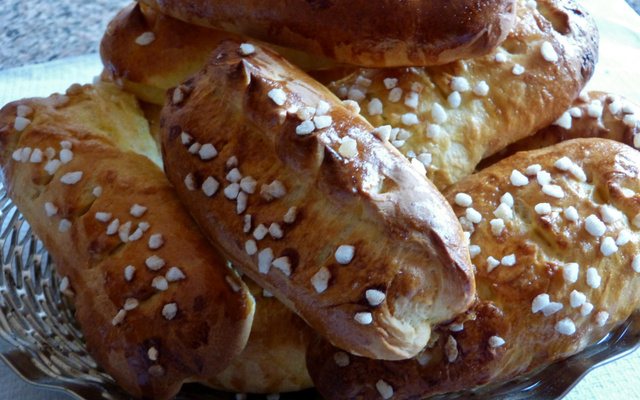 Pains au lait fermenté et fleur d'oranger