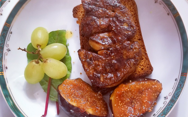 Foie gras chaud poêlé aux figues pour Marina