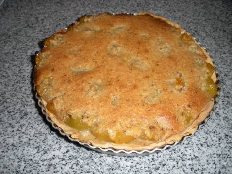 Tarte aux abricots et à la crème de noisettes