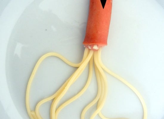 Saucisses 'poulpes' à pâtes