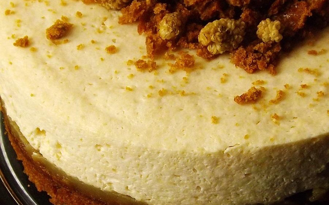 Le triple épice : entremet de pain d'épices, confiture de pomme de terre et mousse à la vanille