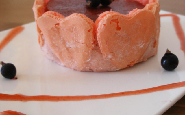 Douce gourmandise fraises et biscuits roses de Reims