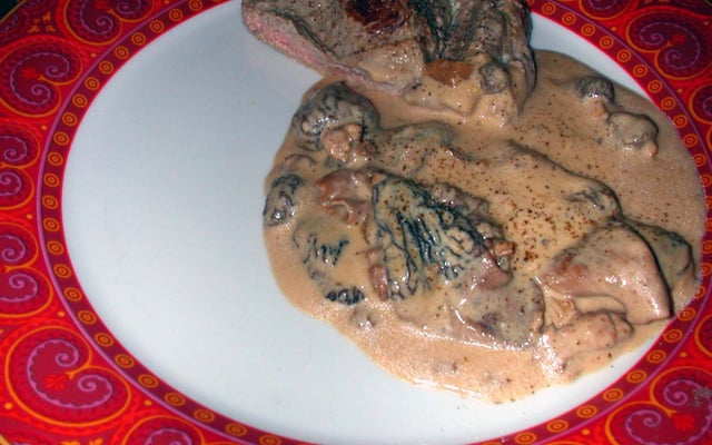 Côte de veau à la creme de morilles