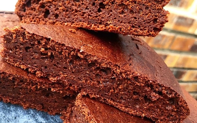 Gâteau au chocolat sans sucre, ni beurre, ni lait