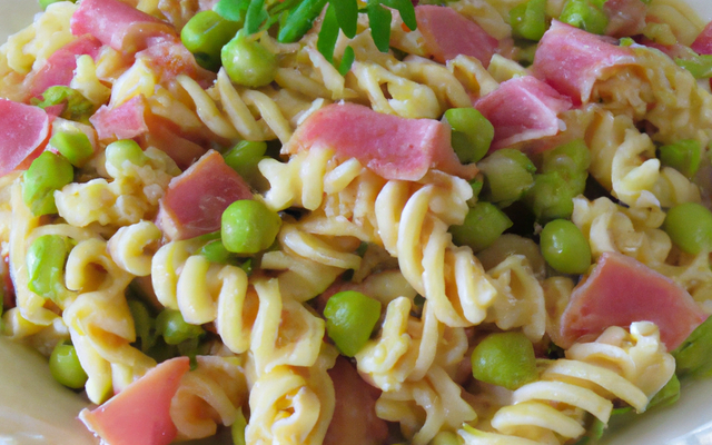 Salade de Fusilli 'Piselli e Prosciutto'