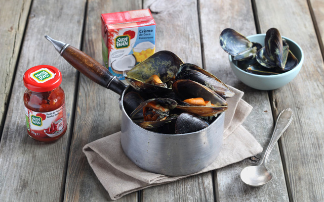 Moules au curry et crème de coco