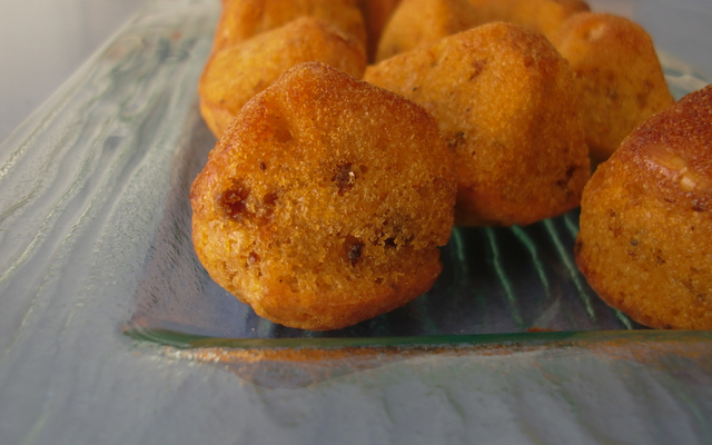Madeleines au pesto rosso