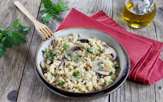 Blesotto au blé et champignons de Paris