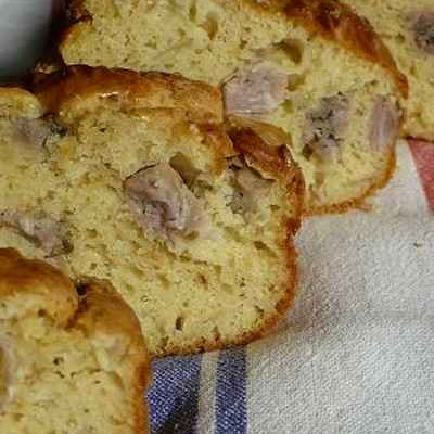 Cake aux oignons rosés confits et à l'andouille de Vire