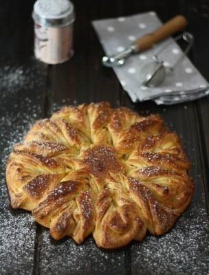 Brioche à la cannelle flocon de neige