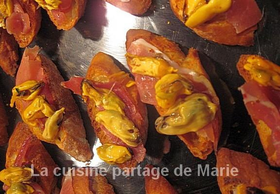 Tapas aux moules et jambon de bayonne