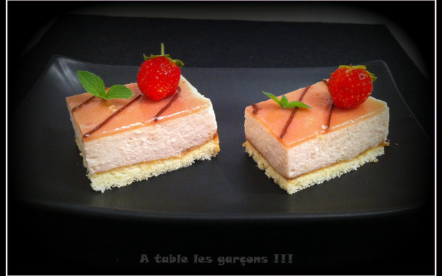 Bavarois au smoothie fraises et bananes