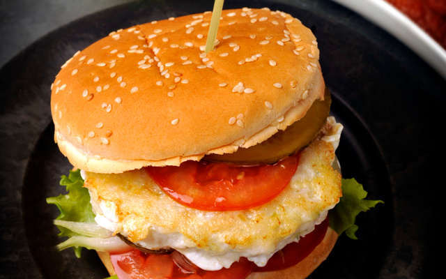 Colin sauvage d'Alaska façon burger