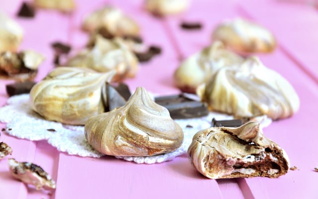 Meringues au chocolat originales