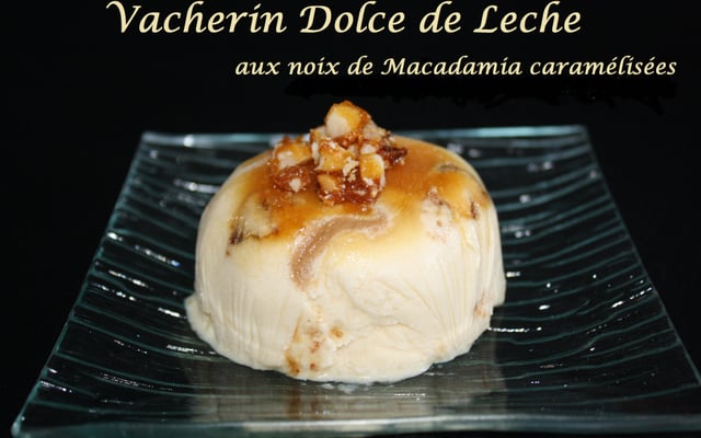 Vacherin Dolce de Leche aux noix de Macadamia caramélisées