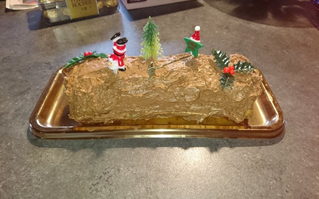 Génoise et crème fouettée au chocolat