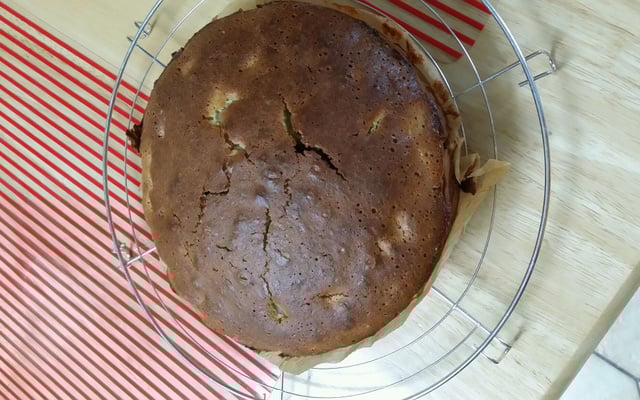 Gâteau aux poires et pépites de chocolat