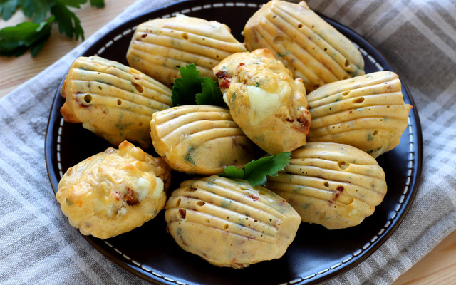 Madeleines salées au Chabichou