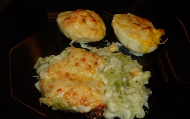Œufs gratinées à la béchamel