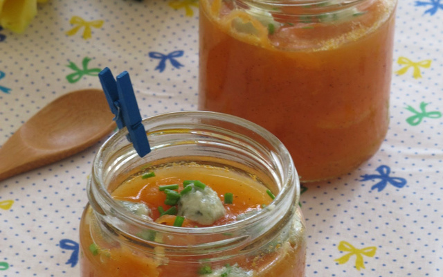 Compotée de melon à la vanille et billes de Roquefort Papillon