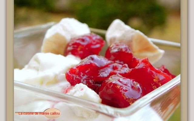Compotée de cerises sur mascarpone meringué