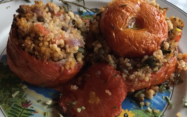 Tomates farcies au Quinoa et Lentilles