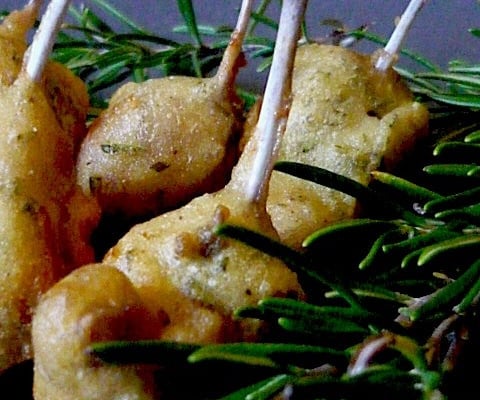 ChupaChups de lapin à la moutarde et au romarin