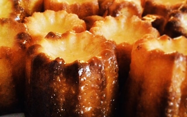 Mini-cannelés bordelais