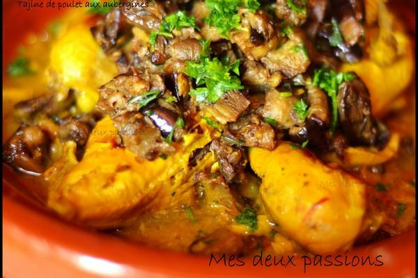 Tajine de poulet aux aubergines frites