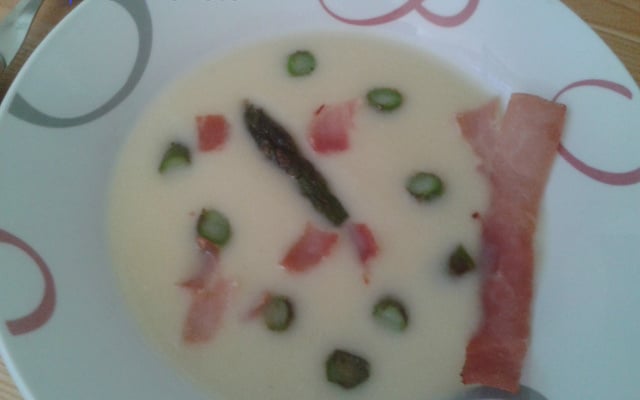 Velouté d'asperges blanches