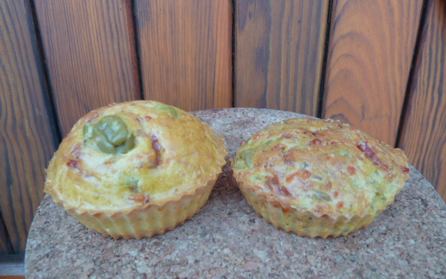 Cake jambon-olives classique
