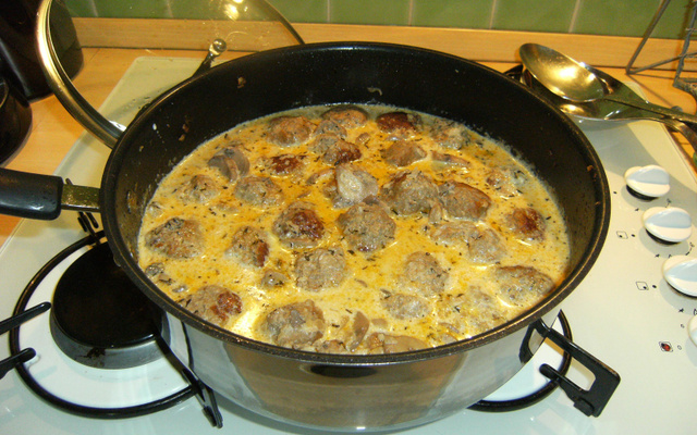 Boulettes de bœufs au paprika et flambèes au cognac