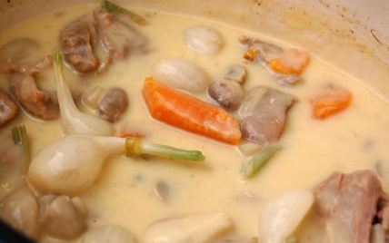 Blanquette de veau et son os