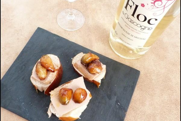 Canapés de foie gras du Gers & à l'ail blanc de Lomagne confit au Floc de Gascogne