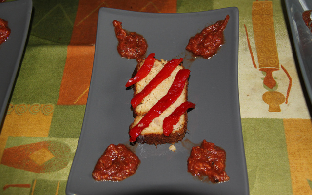 Pain de thon en habits rouges