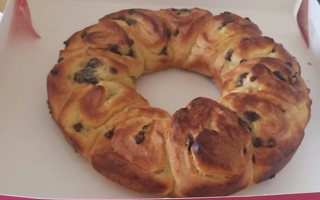 Chinois à la crème pâtissière et pépites de chocolat