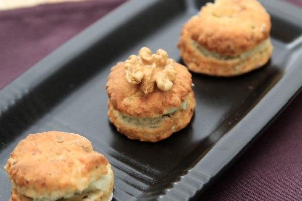 Bouchées à la Fourme d'Ambert, patate douce et aux noix