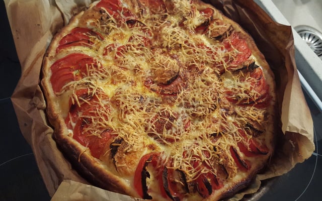 Tarte à la tomate et au chèvre