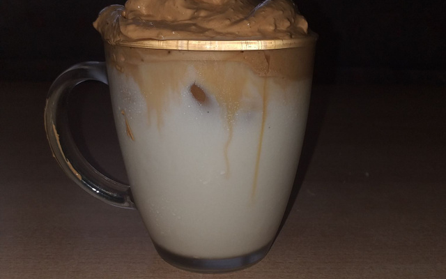 Dalgona coffee