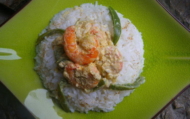 Curry de gambas et poivron vert