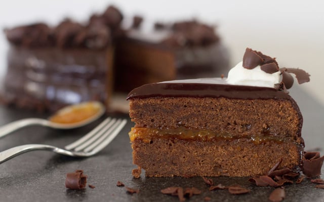 Gâteau chocolat et confiture d'abricots