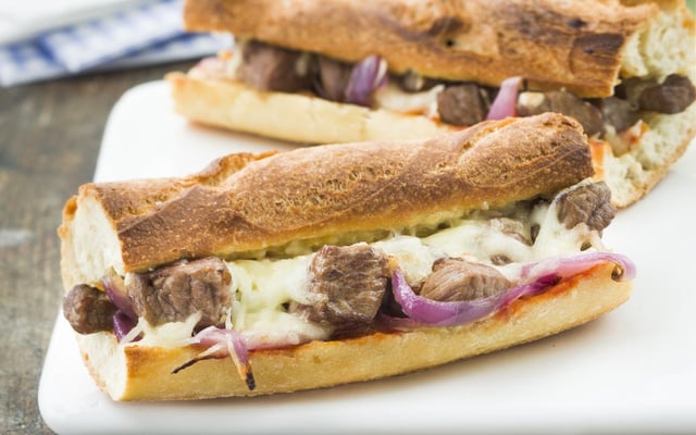 Hot lamb au coulis de tomates