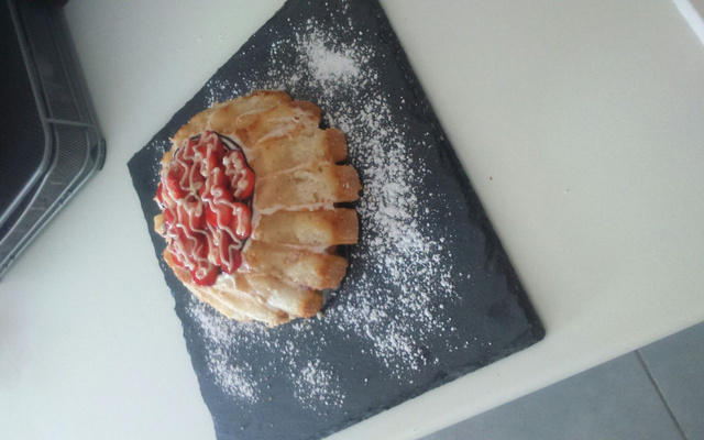 Charlotte aux fraises gariguettes et fromage blanc