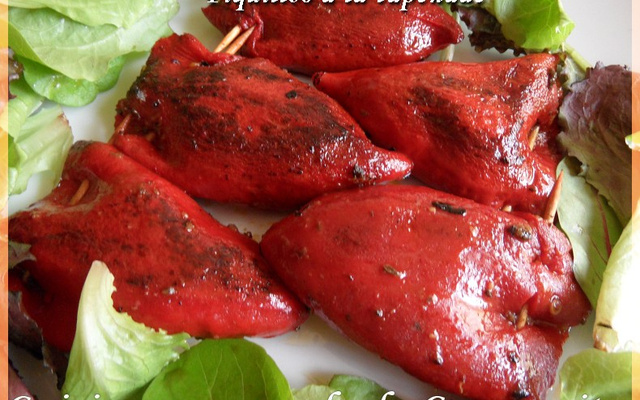 Piquillos farcis à la tapenade