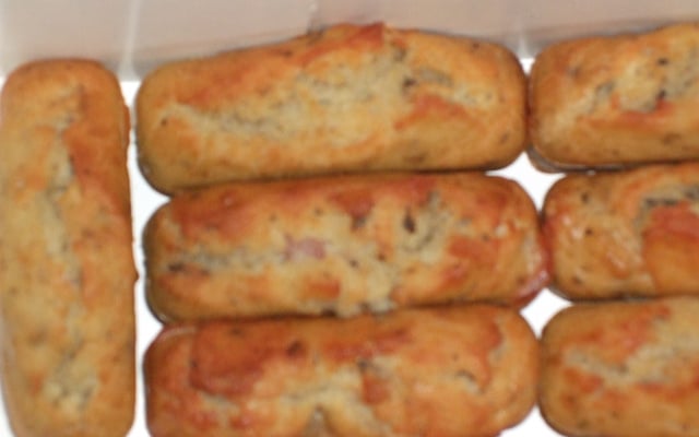 Cake aux lardons, aux noix et au roquefort